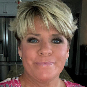 Meet your Posher, Deborah